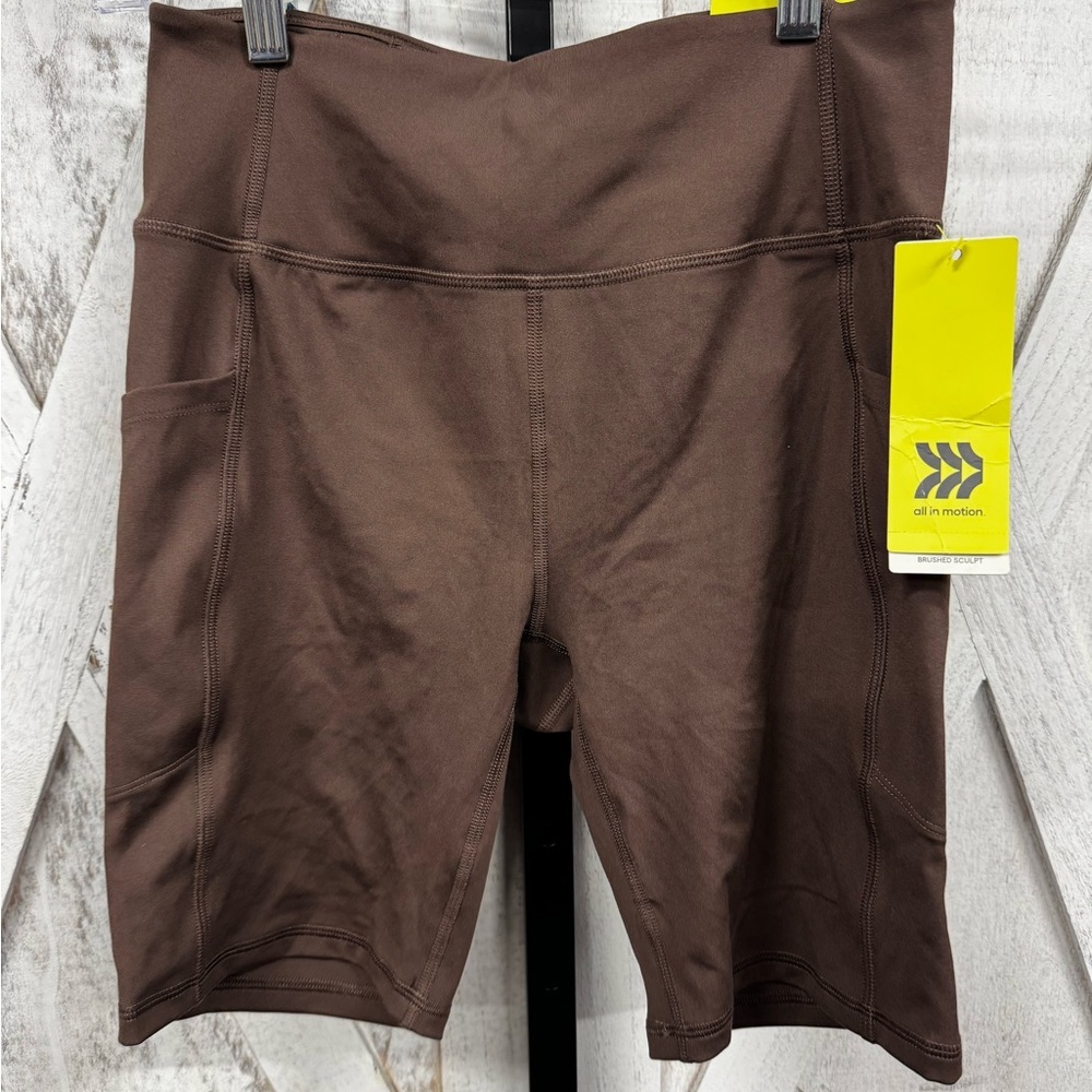 All in Motion Women's Brown Bike Shorts - Picture 2 of 6